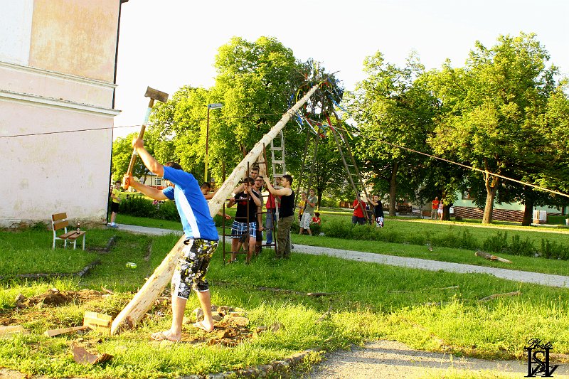 Stavanie maja 2014    11.JPG